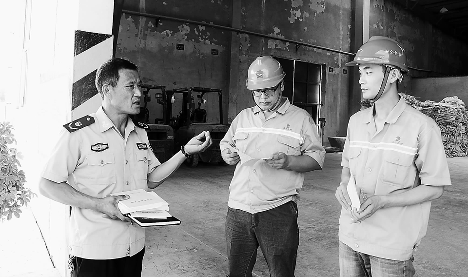 山东泗水:法律政策宣传进企业