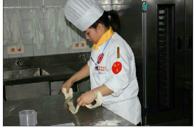 《中国大能手》烘焙项目第三名——重庆市90后女孩的精彩人生